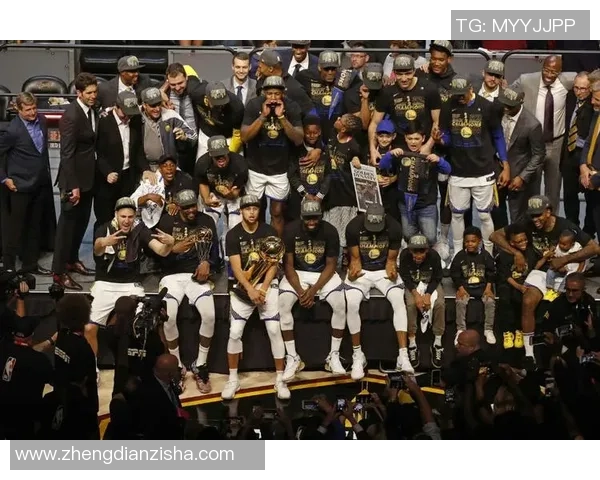 勇士与骑士总决赛第四场精彩回放分析与赛后点评